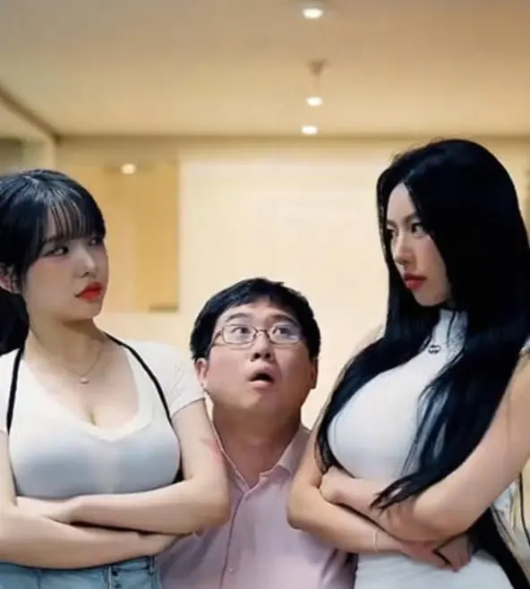 《睡了女上司》:职场禁忌之恋,欲望与现实的交织